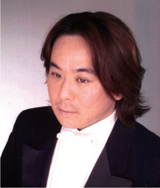 藪内俊弥（バリトン）